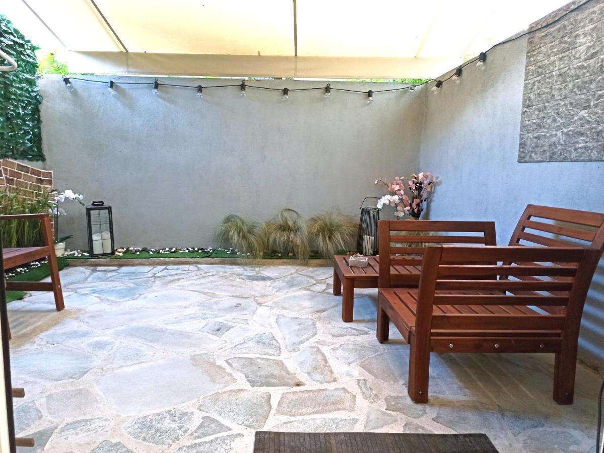 Mikalis Studio 雅典 外观 照片
